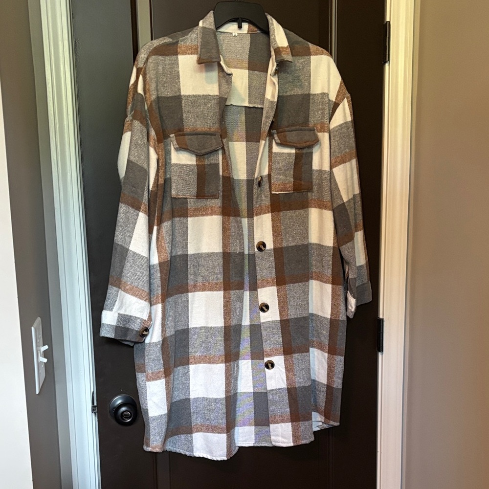 New Boutique Women’s Gray Brown Plaid Button-Up Shacket Duster Jacket 2XL NWOT